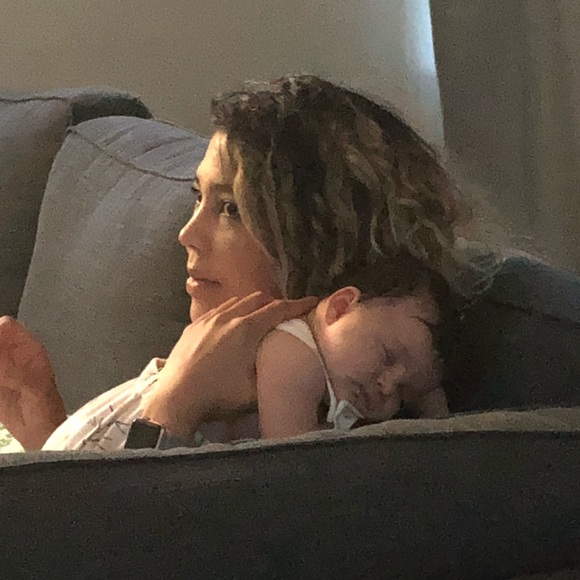 Meet your Posher, Michelle - Picture 4 of 5